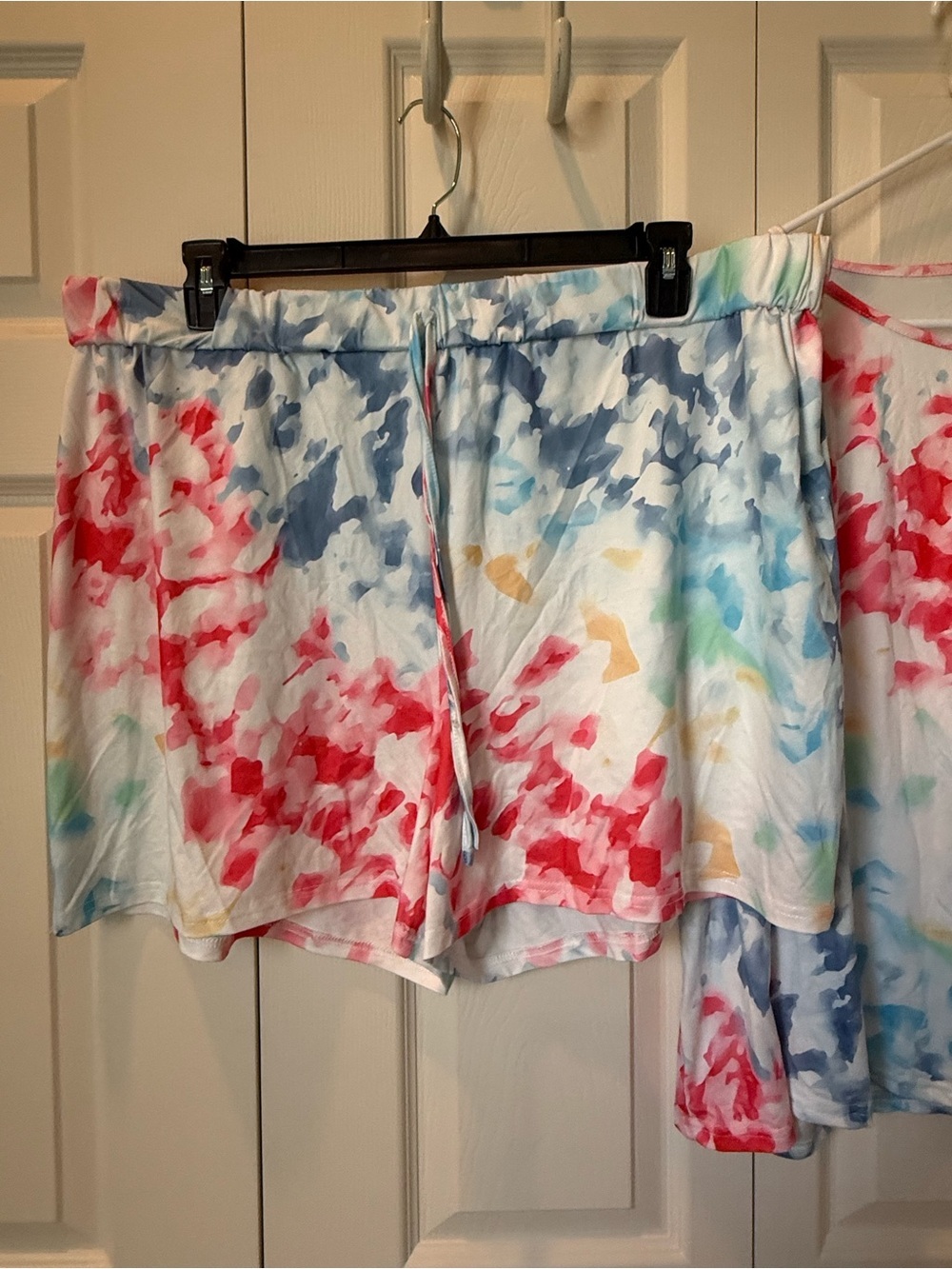# Women's 4XL Multicolor Tie-Dye Lounge Set - Top & Shorts - Picture 10 of 13